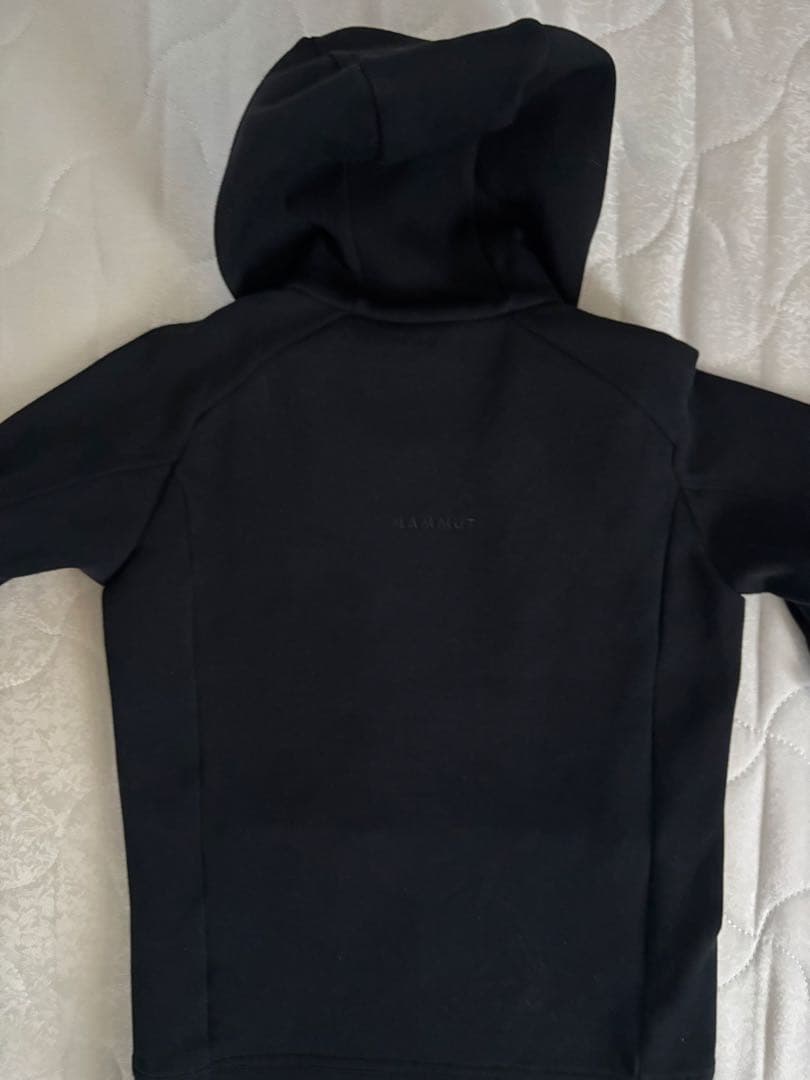 Mammut ブラック フード付きパーカー M マムート - メルカリ