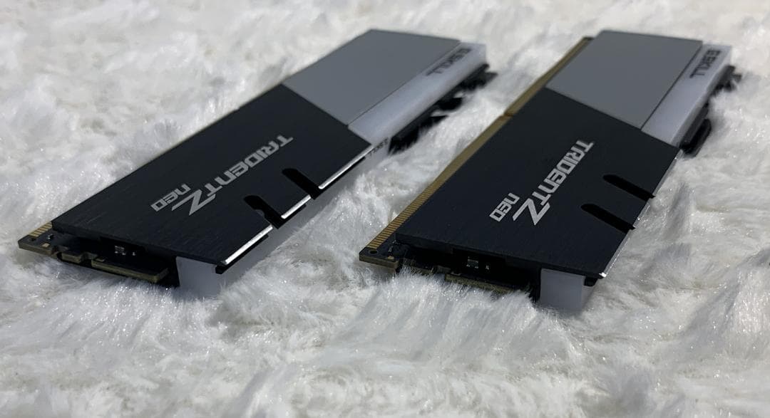 メモリー G.SKILL TRIDENT Z NEO DDR4 3600MHz 16GB