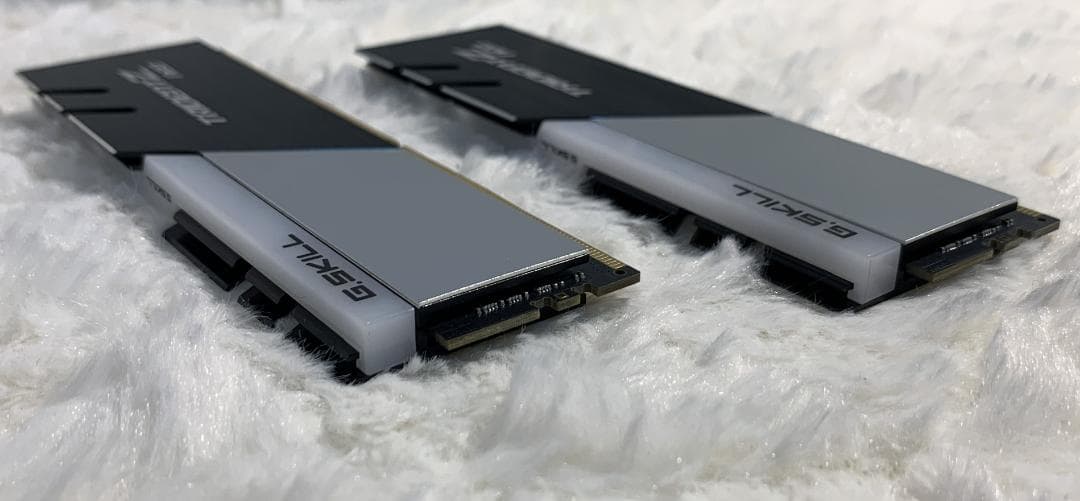 メモリー G.SKILL TRIDENT Z NEO DDR4 3600MHz 16GB