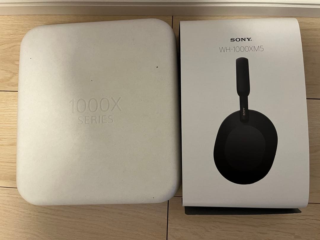 SONYワイヤレスヘッドホン　WH1000XM5 (B)