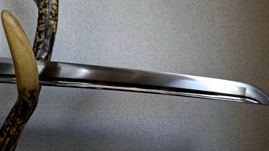 ワケアリ特価※ 居合刀 2尺3寸 重さ930g（鞘払って）