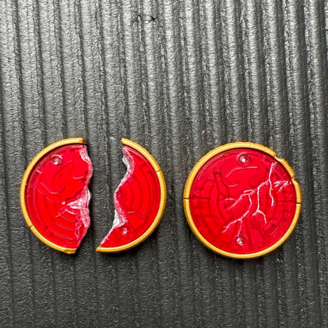 CSM 割れたタカメダル&ヒビ割れたタカメダルセット 仮面ライダーオーズ