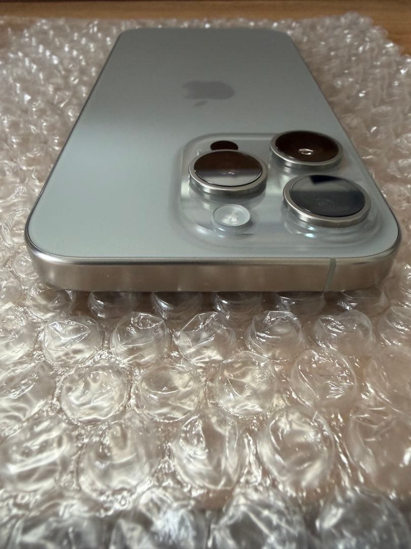 【本日中に出品停止】iPhone 15 Pro 128GB 最大容量100%