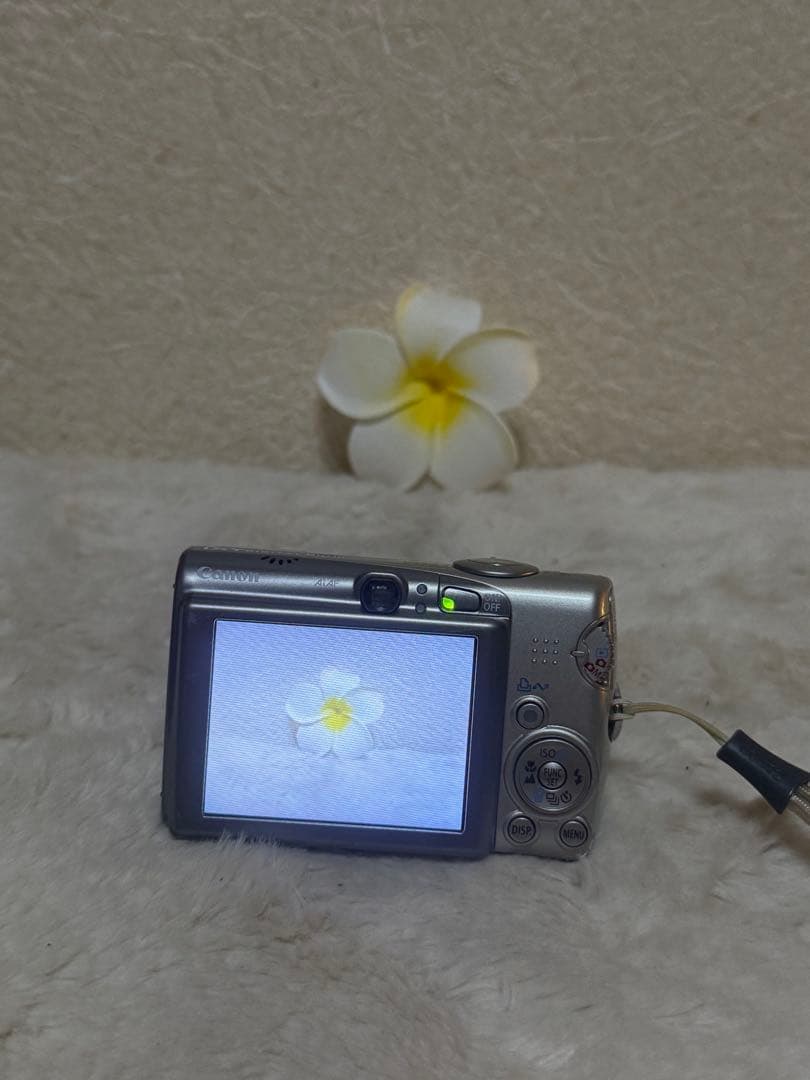 Canon IXY DIGITAL 810 IS シルバー
