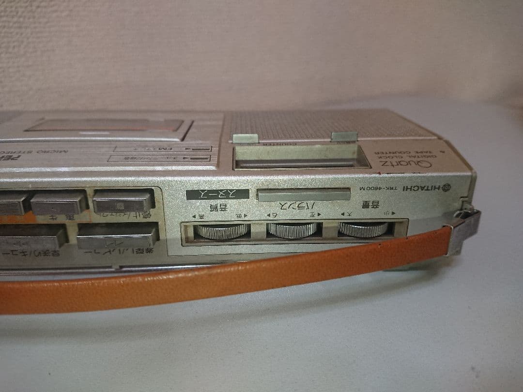 ジャンク品 日立 FM/AM ステレオカセットレコーダー TRK-4600M