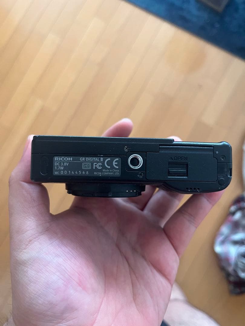 RICOH GR DIGITAL 3デジタルカメラ