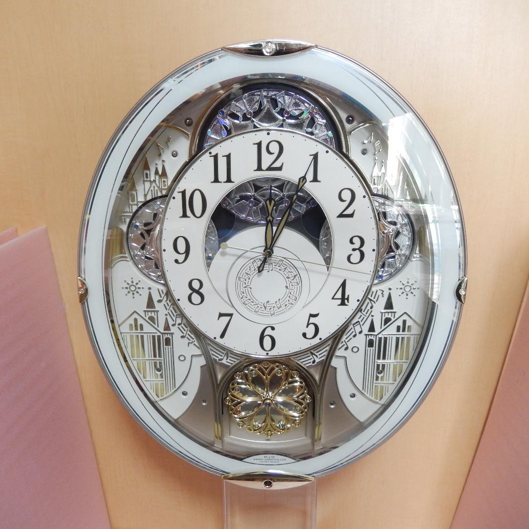 電波カラクリ時計 スモールワールドノエルN - メルカリ