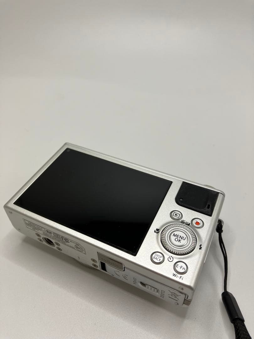 【返品保証・動作確認済】FUJIFILM XQ1 コンパクトデジタルカメラ