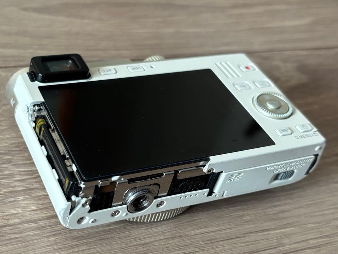 【ジャンク品】 LEICA C Typ 112ケース破損品