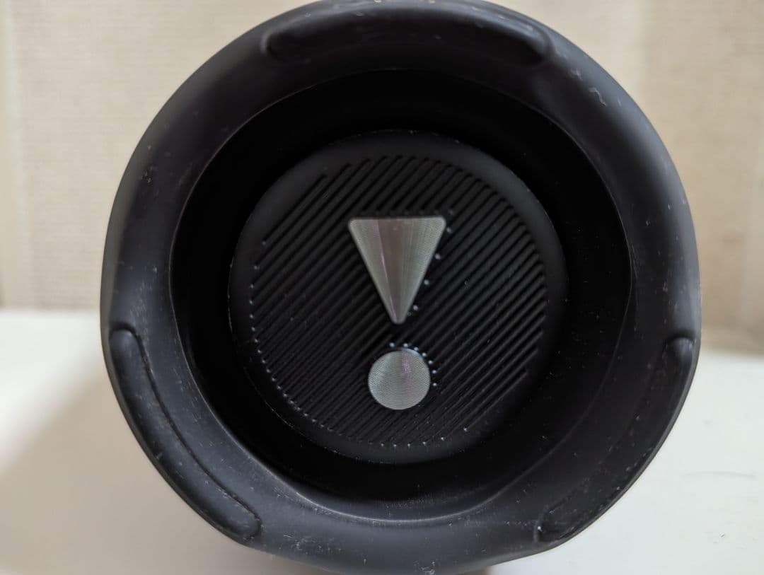 JBL ワイヤレススピーカー CHARGE 5 　ブラック　本体のみ