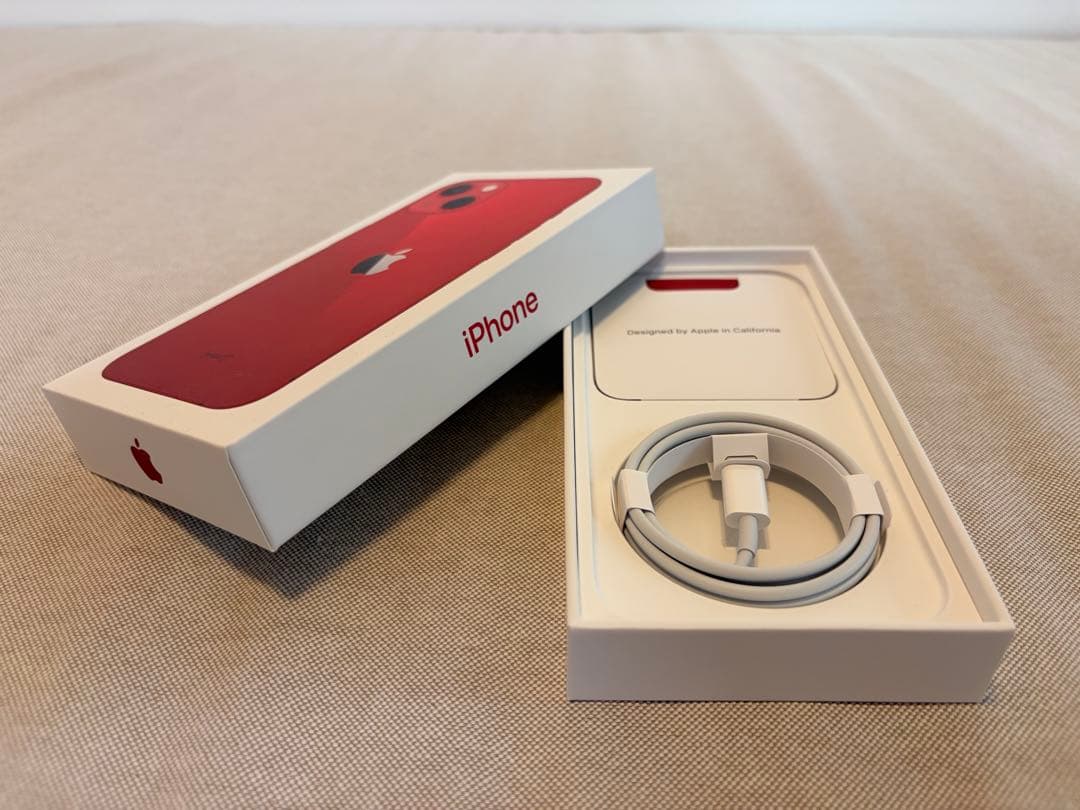 Apple iPhone 13 (PRODUCT(RED)) バッテリー100%