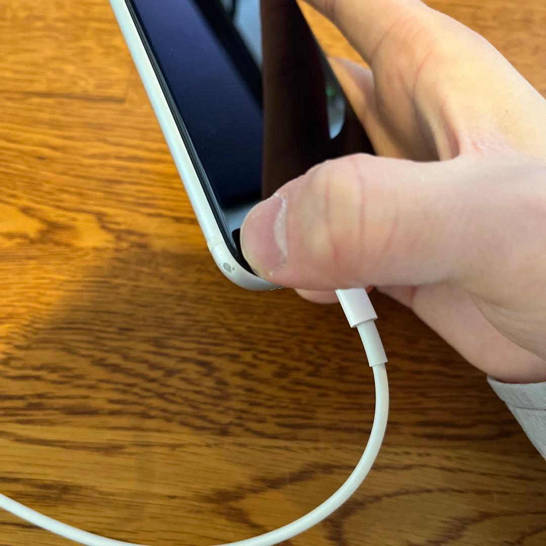 iPhone SE2 ホワイト 128GB 本体＋箱