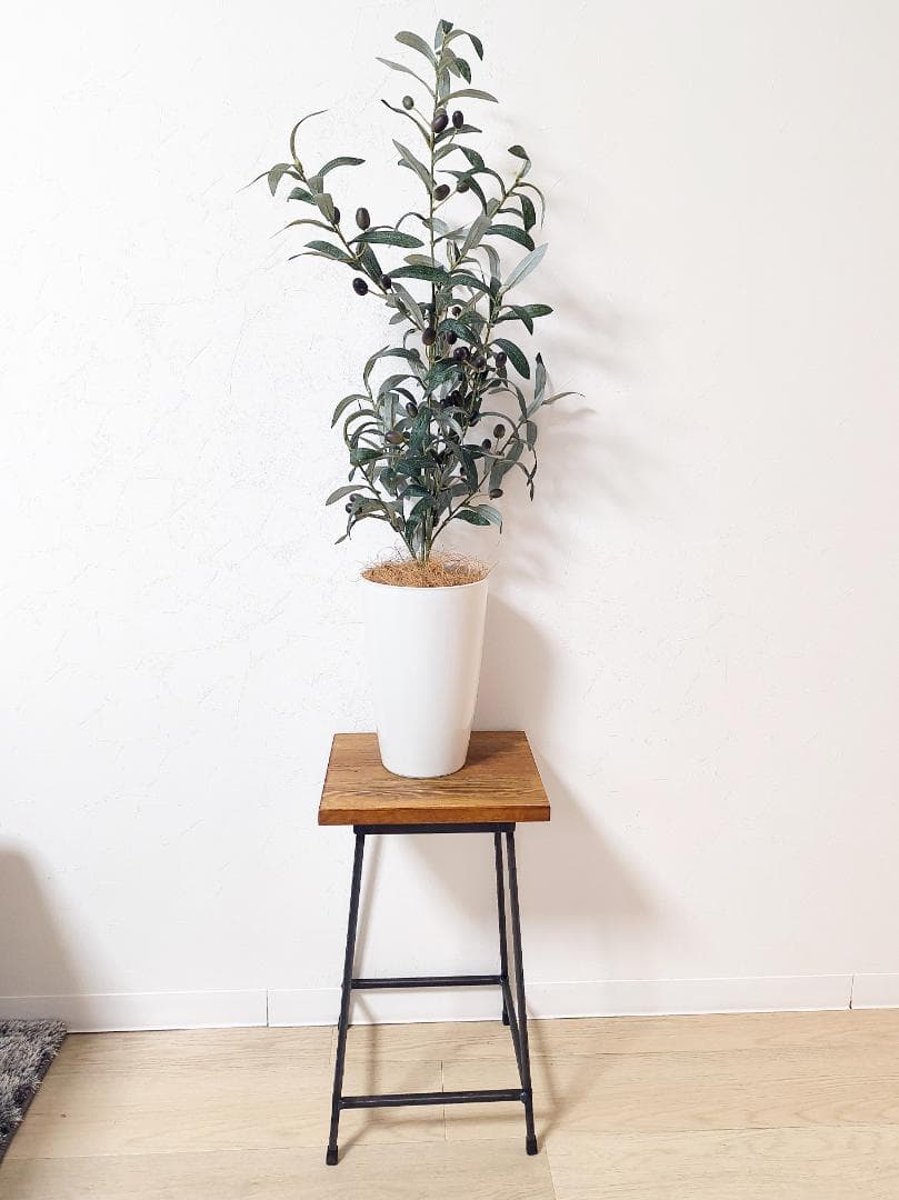 一部傷あり】アデペシュ ヴィンテージ加工有りのアイアンスツール