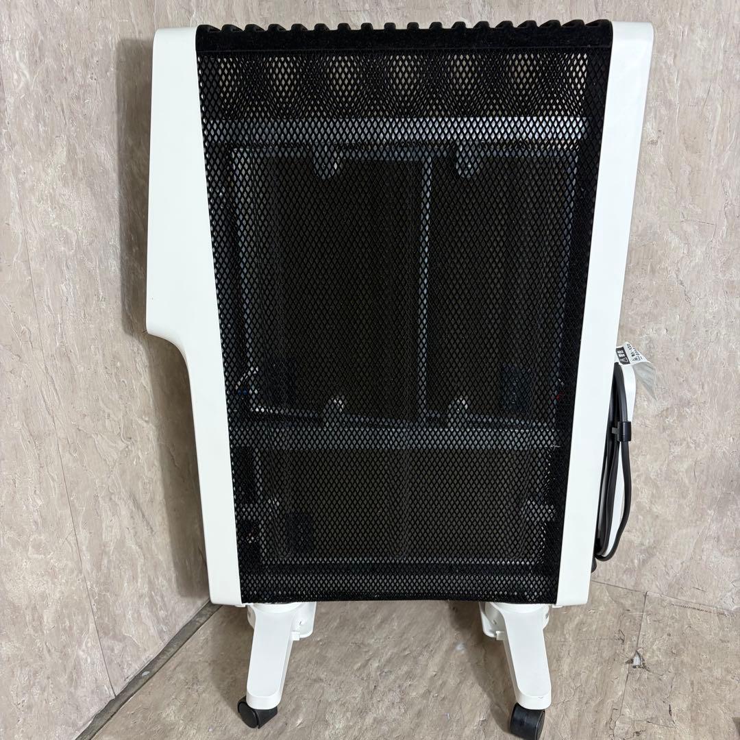 極美品 2024年製 siroca 遠赤軽量ヒーター かるポカ SN-M451