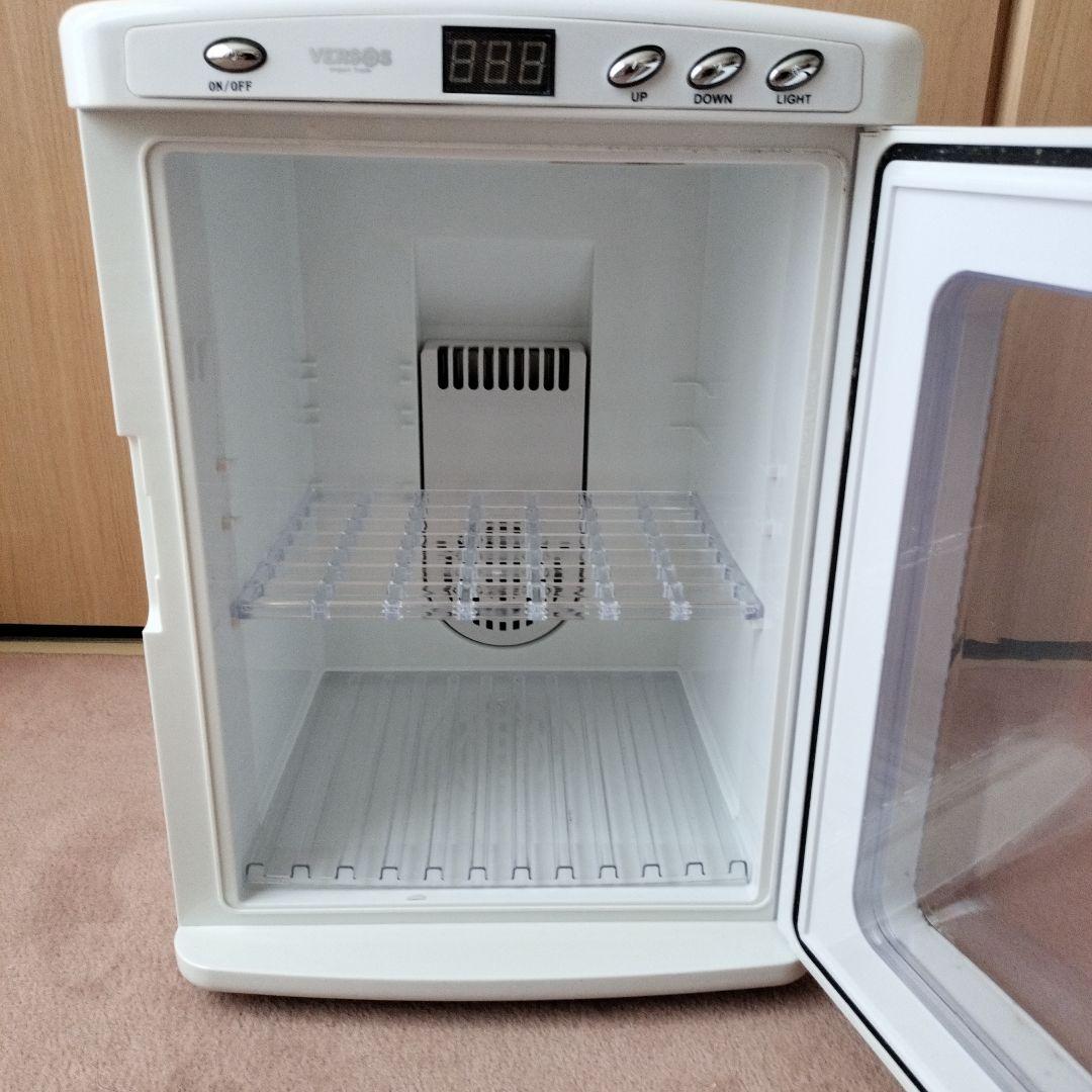【動作確認済み】VERSOS　小型冷蔵庫　付属品付き