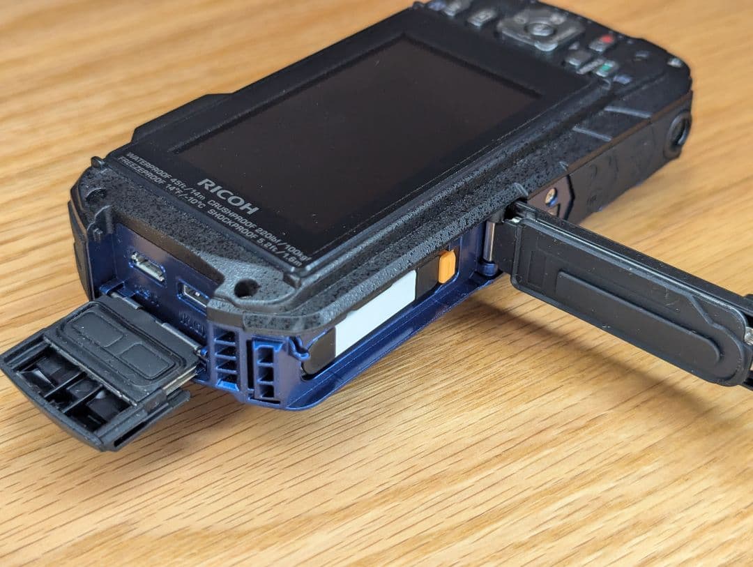 RICOH WG-40W 防水デジタルカメラ