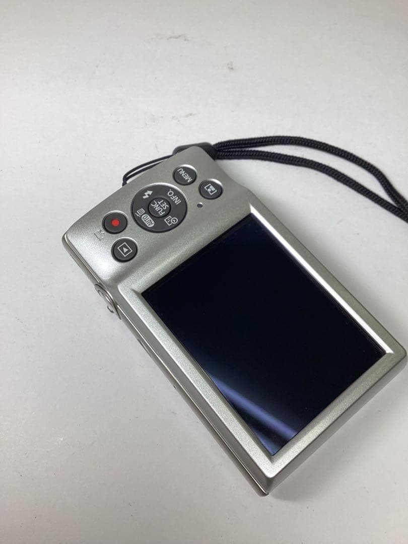 c*様 Canon IXY 200 デジタルカメラ 16GB付き 撮影可能