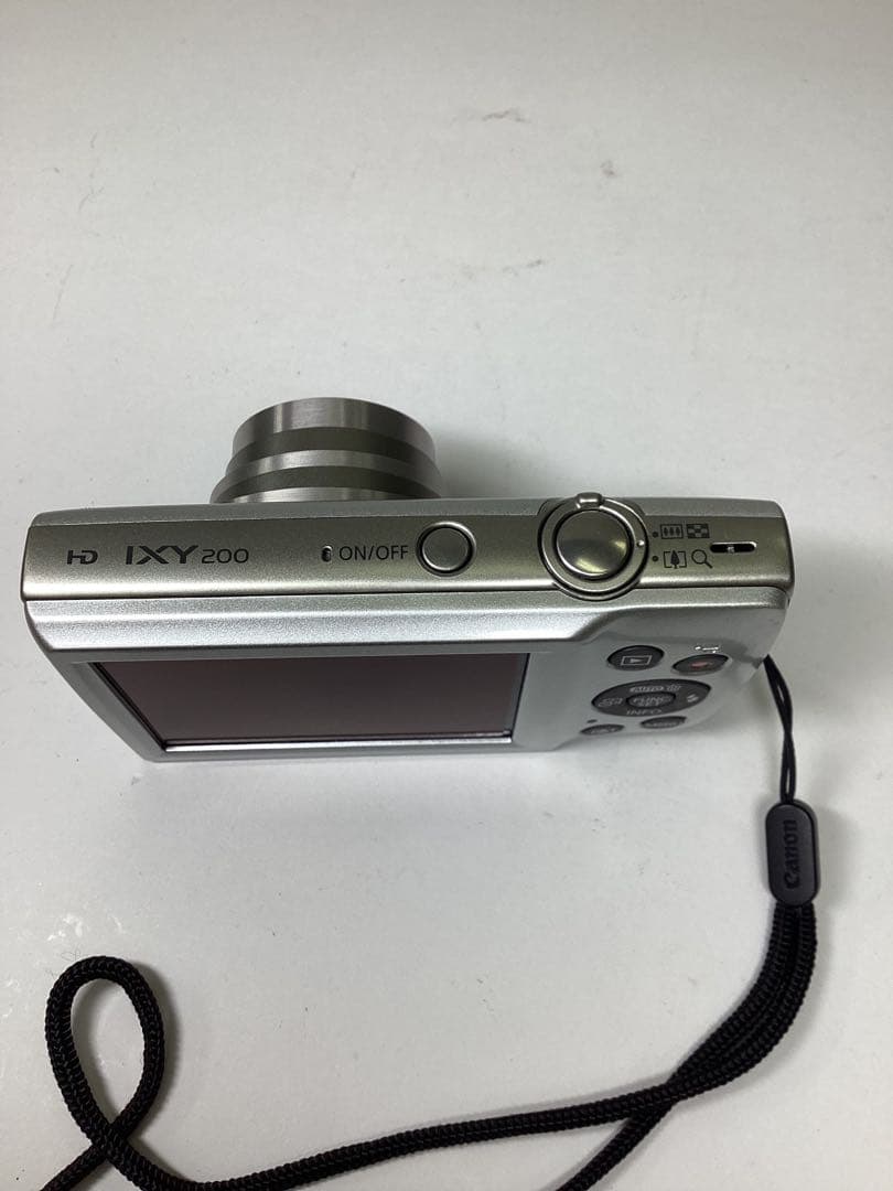 c*様 Canon IXY 200 デジタルカメラ 16GB付き 撮影可能