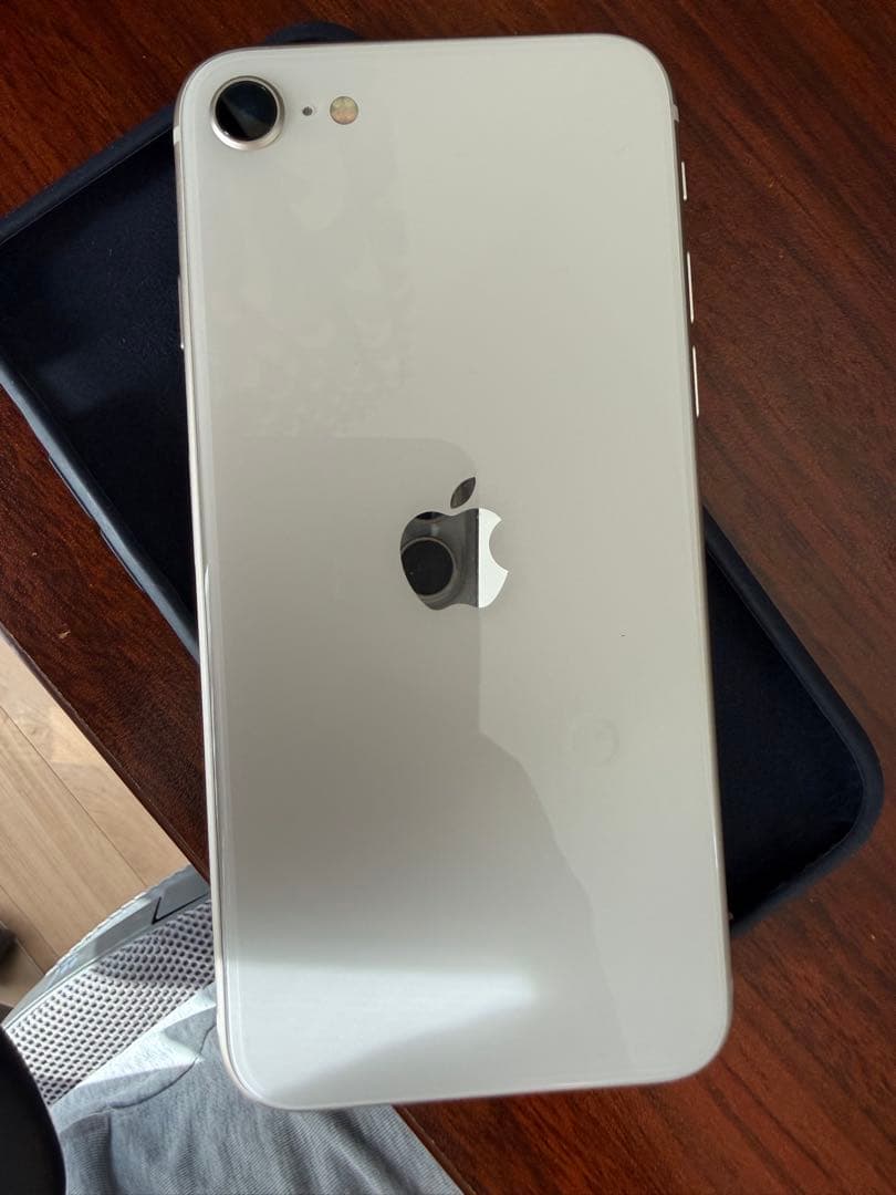 携帯電話本体 iPhone SE3 64GB simfree