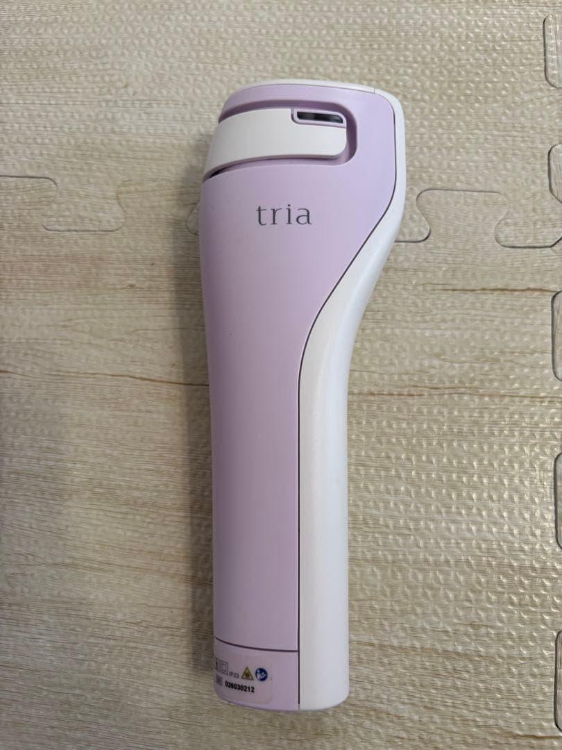 【美品】トリア スキンエイジングケアレーザー 美顔器 tria 本体