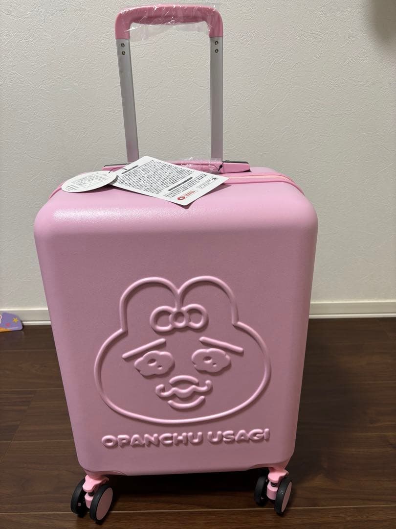 おぱんちゅうさぎキャリーケース☆おまけハンガー2点 - メルカリ