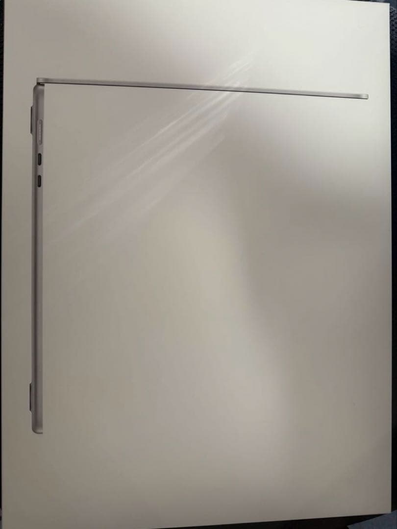 15インチMacBookAir（M4)2025シルバー