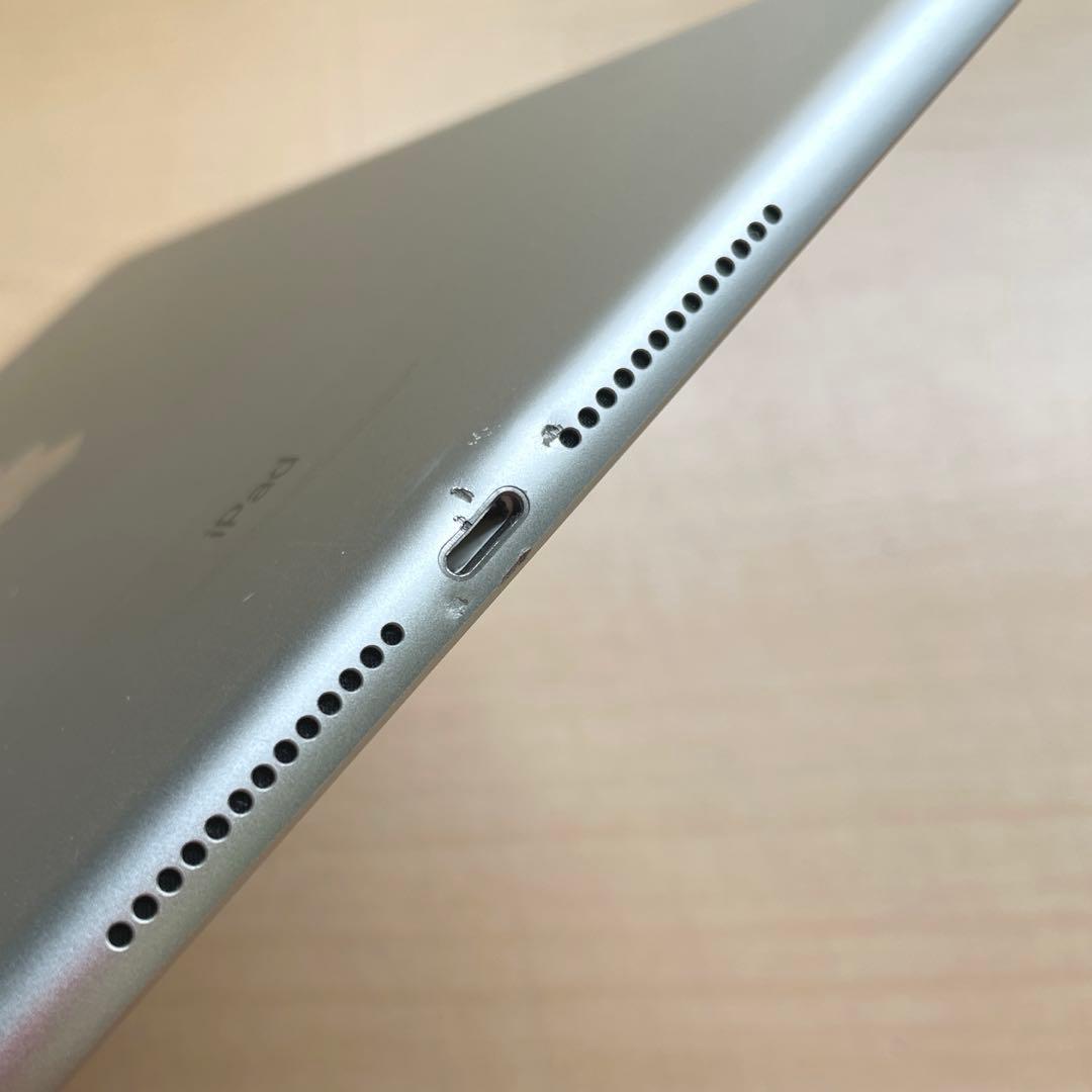 iPad 第6世代　A1893　Wi-Fiモデル　シルバー　32GB 美品　#6