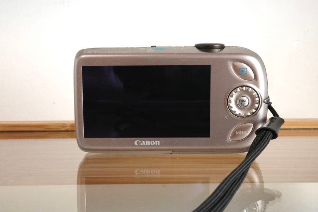 Canon IXY 510IS ピンク オールドカメラ オールドコンデジ - メルカリ