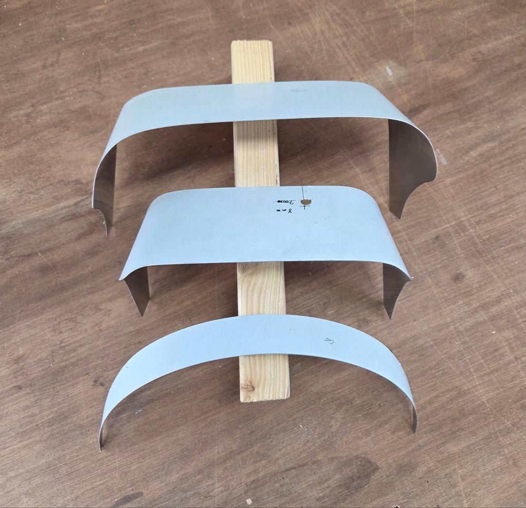 17スーパーグレート等 サイドミラーバイザー 鱗ステンレス3ピース