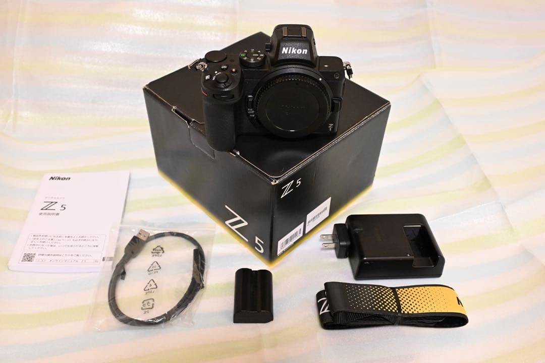 Nikon Z5 ボディー　5,700枚