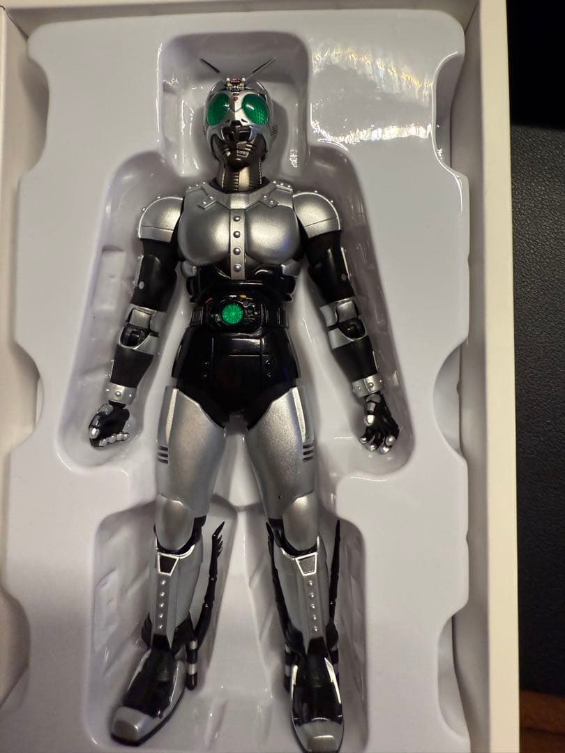 値下げ中 中古 S.H.Figuarts(真骨彫製法) シャドームーン