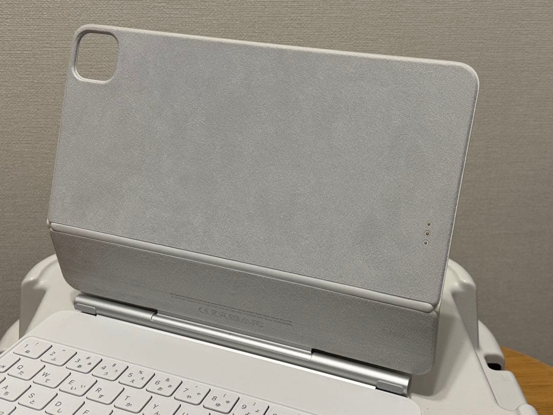 Apple MagicKeyboard 11インチ用【中古】