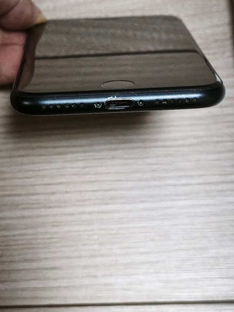 iPhone SE (第3世代) ミッドナイト SIMフリー 64GB 本体