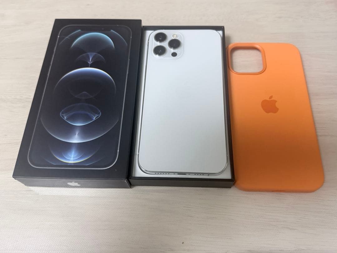 iPhone12 Pro Max 256GB 本体　SIMフリー　カバーつき