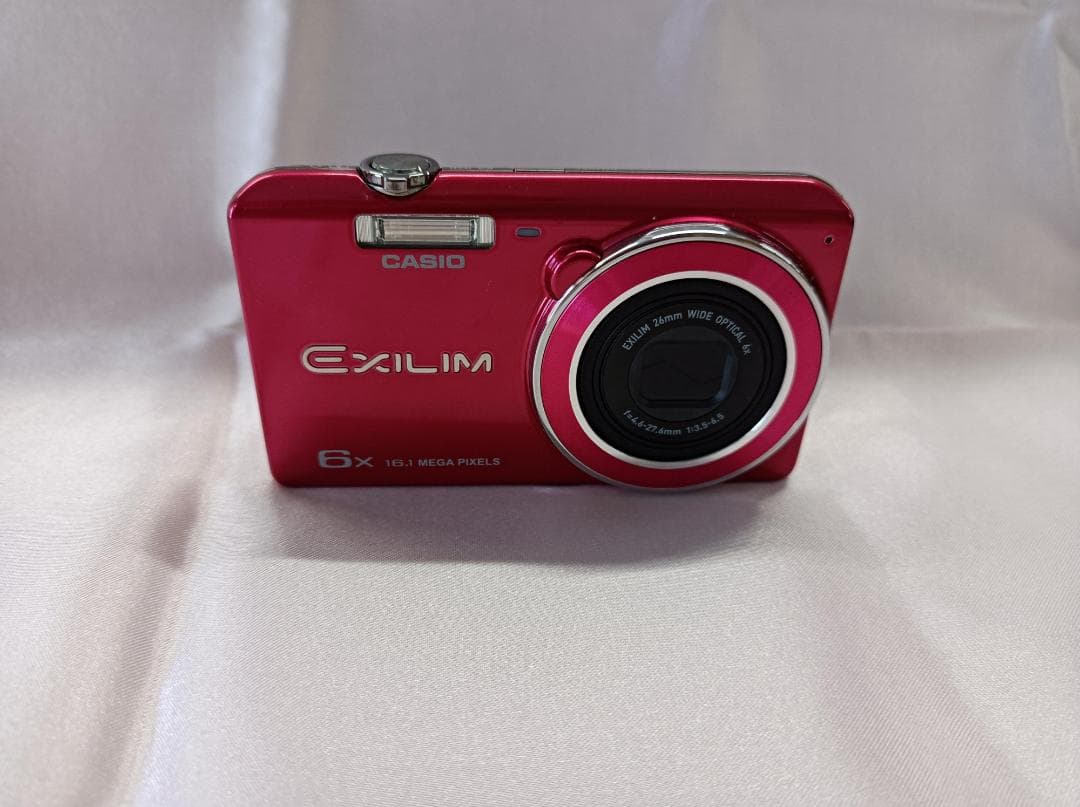 都《EEPWF》カシオ　EXILIM　 EX-Z780　コンパクトデジタルカメラ