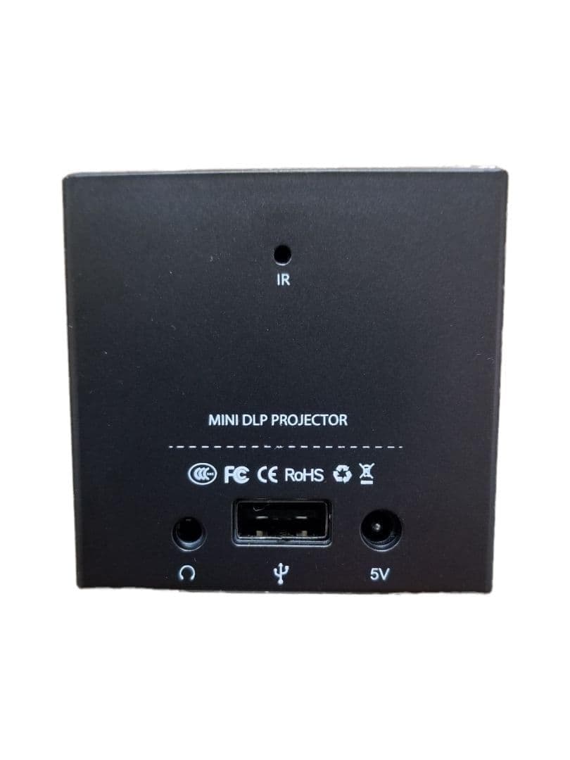 小型プロジェクター FunLogy FUN CUBE S12  タッチパッドで