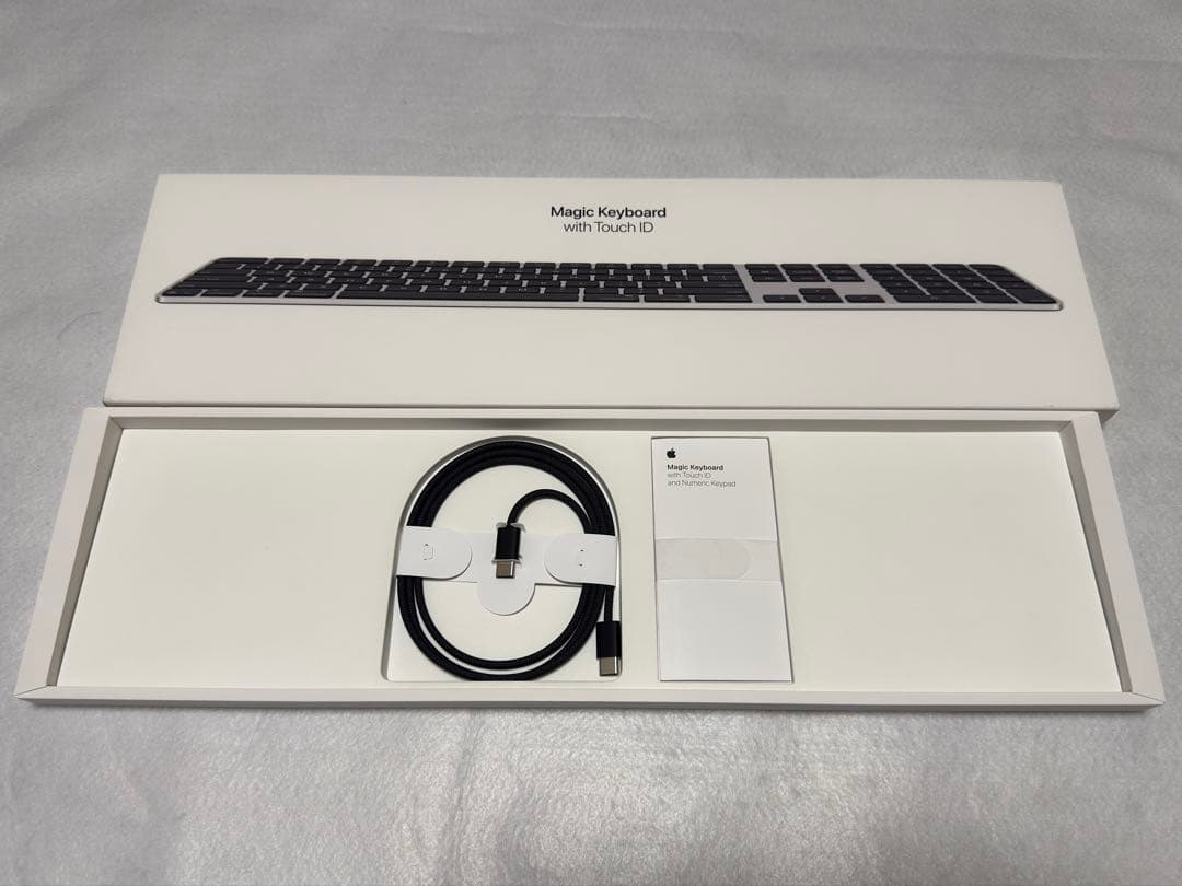 Magic Keyboard with Touch ID テンキー usb-c