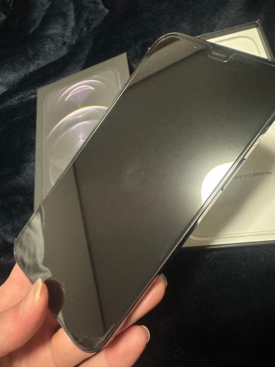 iPhone 12 Pro Max グラファイト 128 GB au