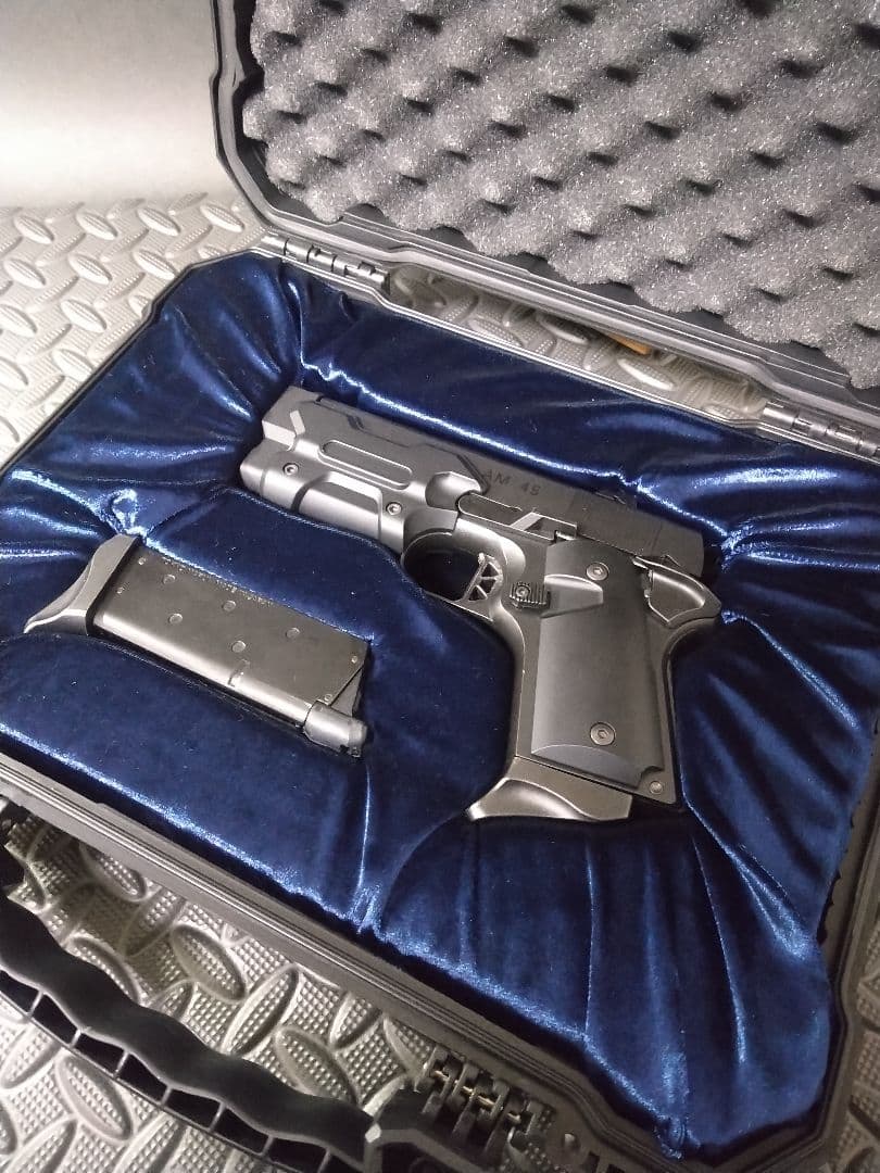 東京マルイ　AM,45 ガスブローバックガン 専用ケース付き TOKYO MARUI（東京マルイ） AM.45 ブラック｜No.103（ガスブローバック