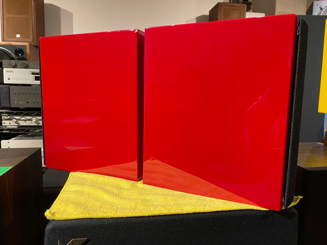 USHER S-520 Signature フェラーリレッド