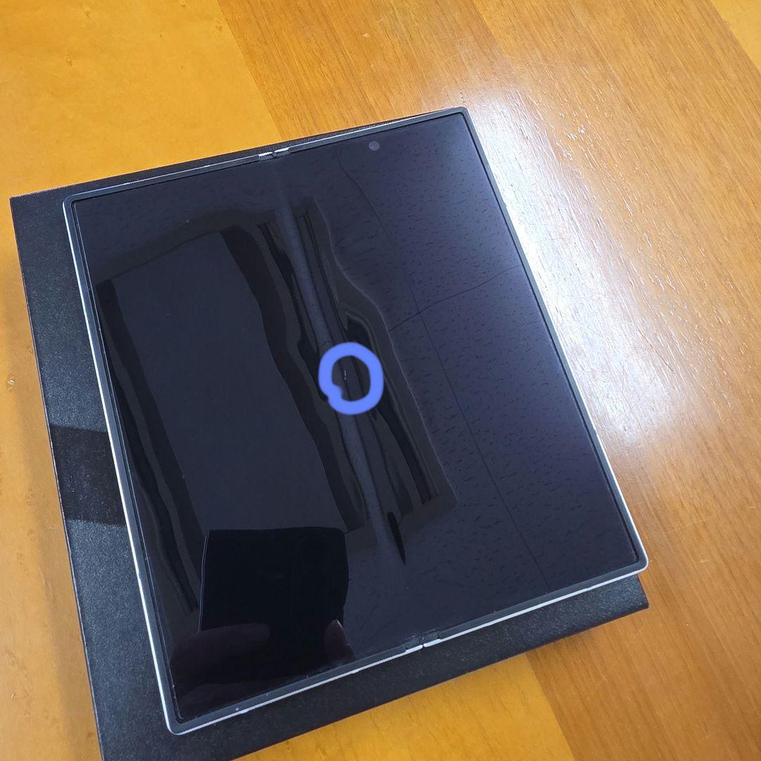 日本版SIMフリー Galaxy Z Fold6 ホワイト 256GB ケース付