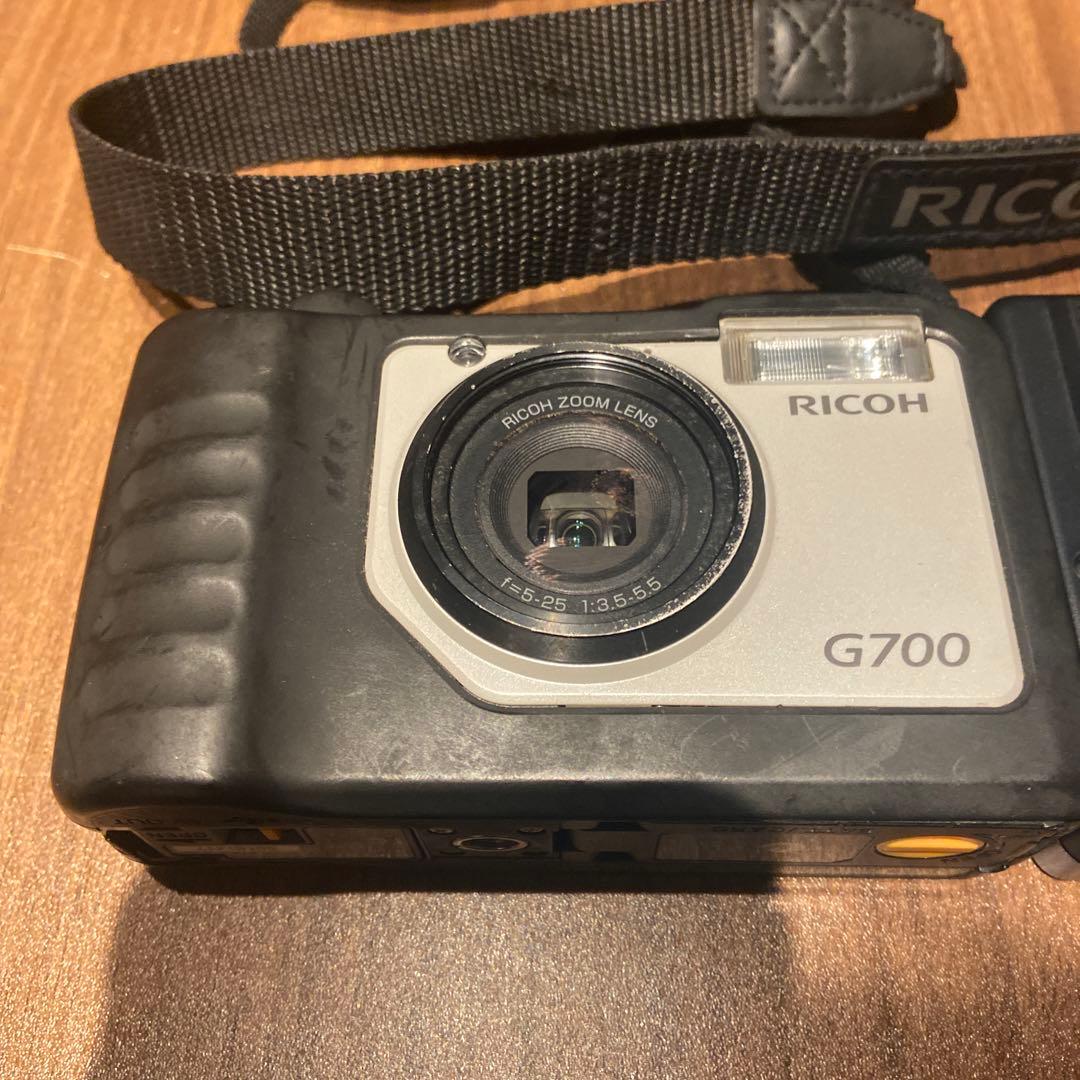 RICOH G700 コンパクトデジタルカメラ バッテリー 2個充電器付 - メルカリ