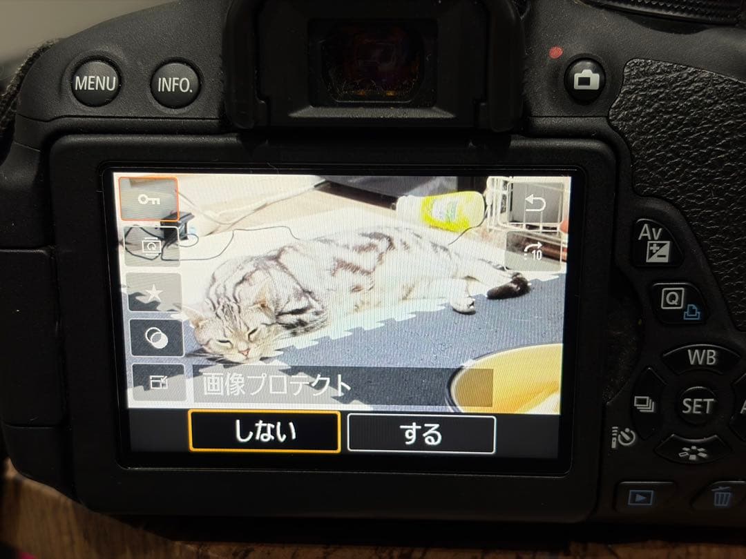 【美品】Canon EOS kiss x7i デジタル一眼レフカメラ