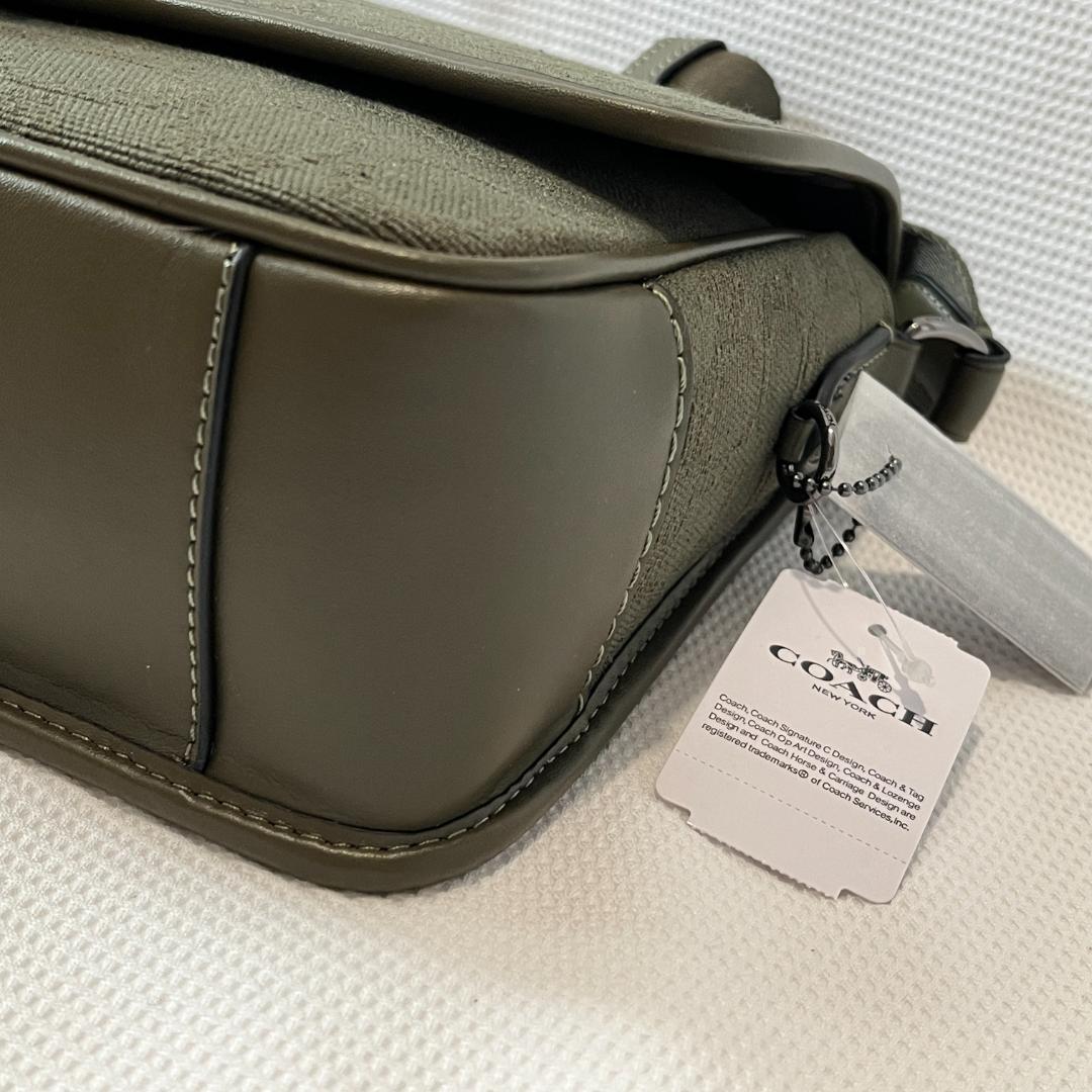 未使用 COACH CU041 メッセンジャーバッグ シグネチャー カーキ