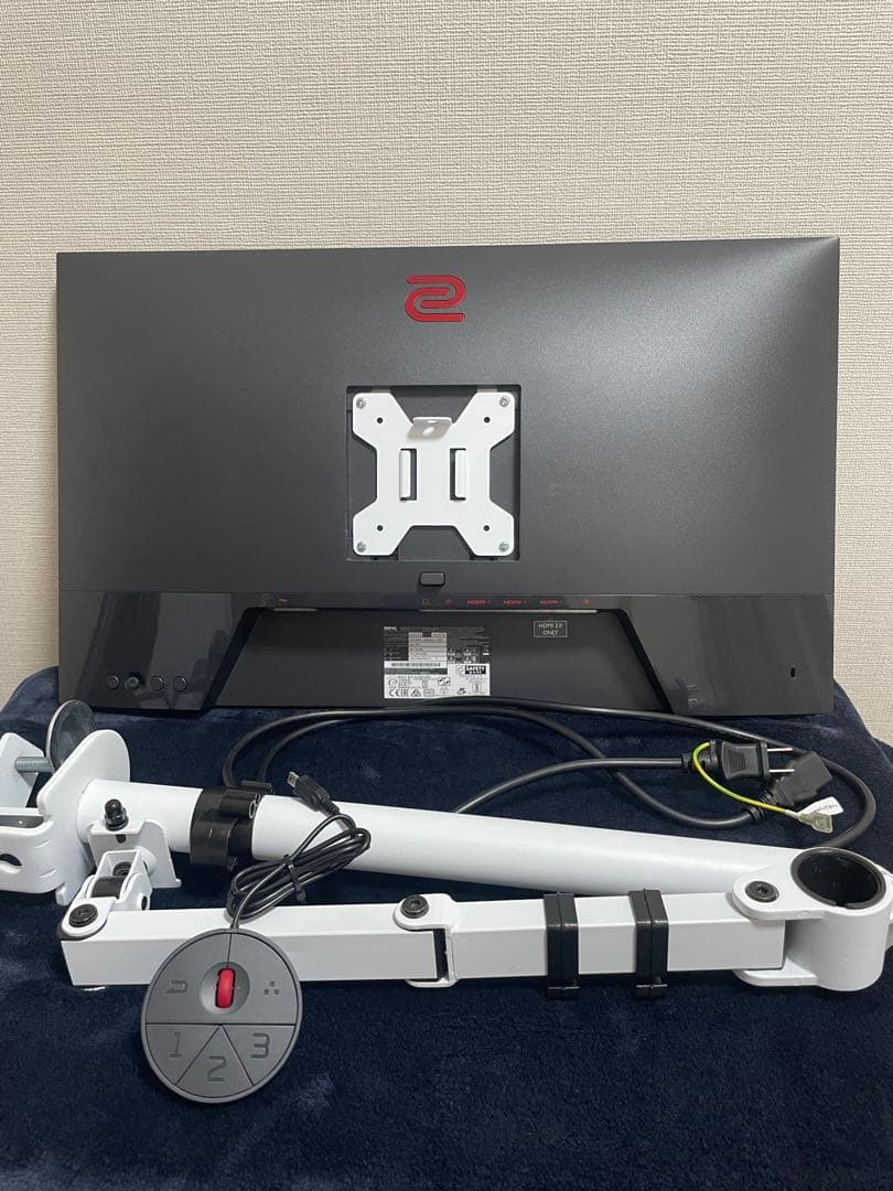 BenQ ZOWIE XL2411K＋S.Switch＋モニターアーム