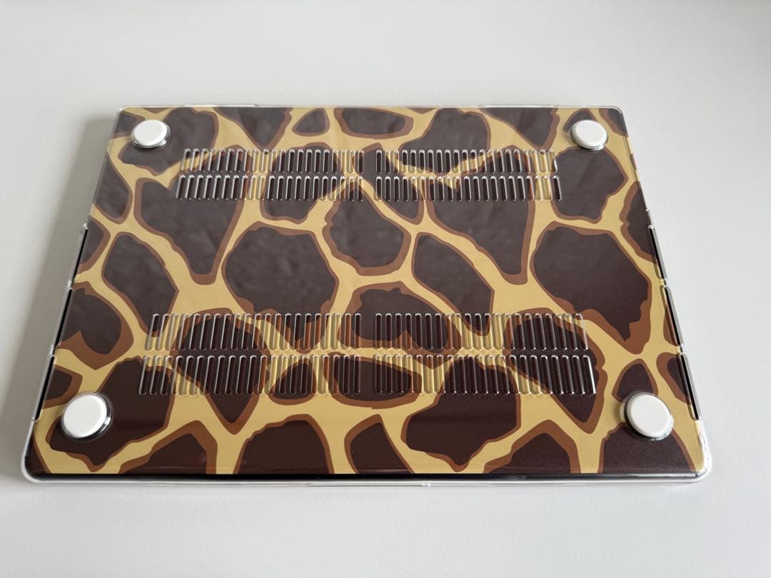 【新品同様】MacBookPro 2024 14インチ M4 MW2U3J/A