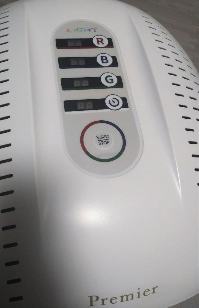 Premier 美顔器 ライト機能付き