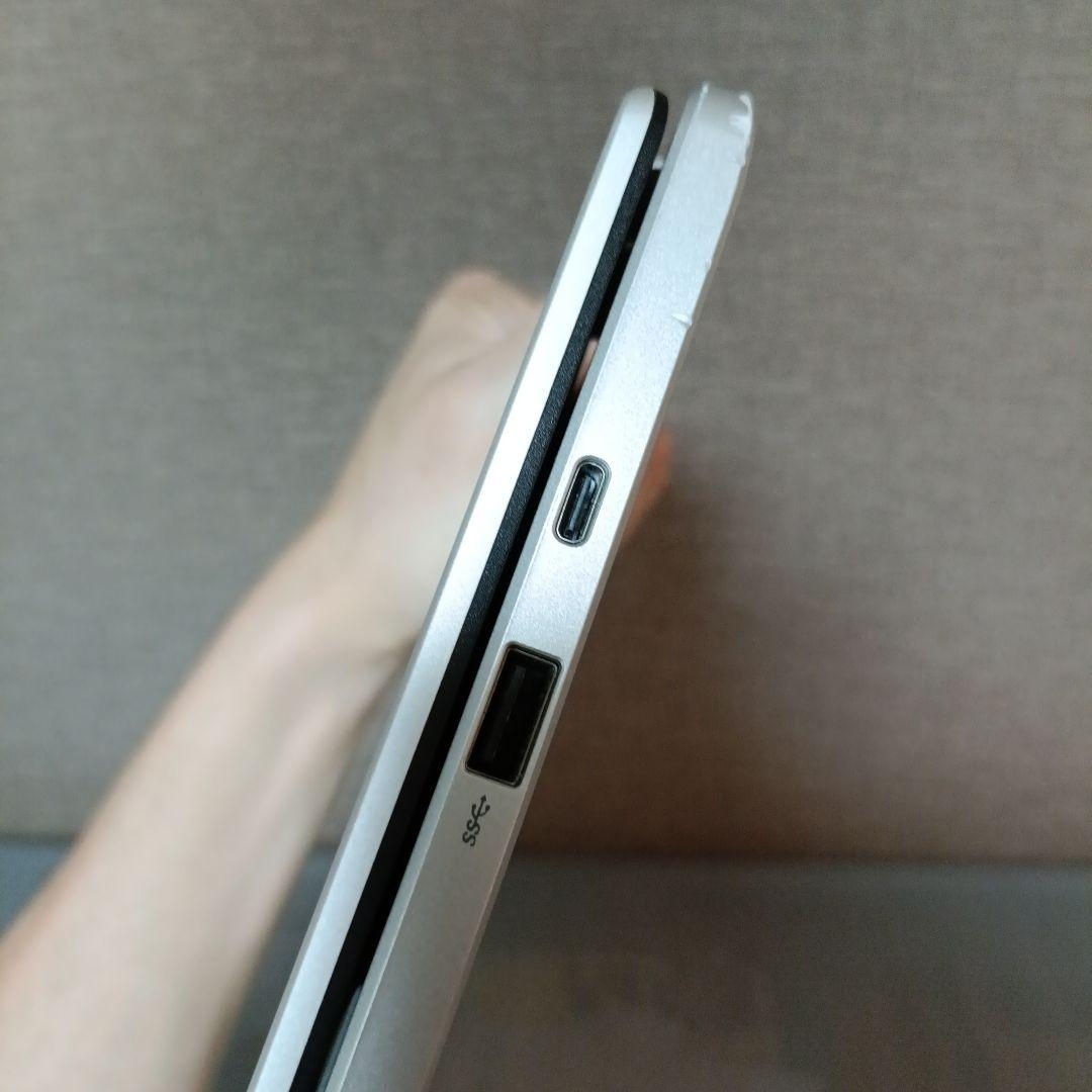 ASUS Chromebook c523na 15.6 インチ 純正充電器