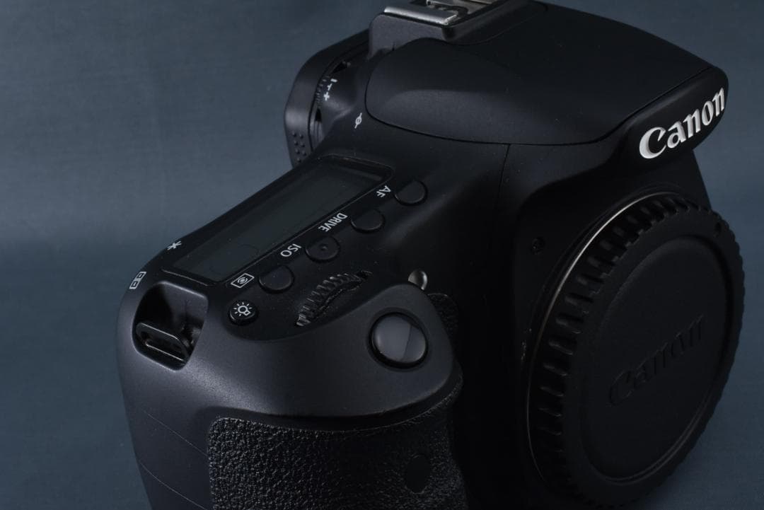 【美品】Canon EOS 60D ＋ バッテリーグリップ BG-E9 セット