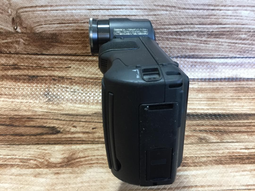 撮影再生ダビングOK　美品　SHARP　VL-HL3　付属品あり　Hi8　大画面